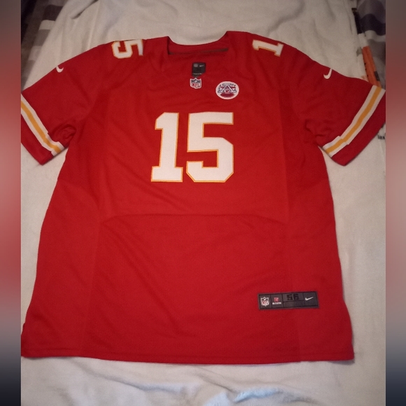 NFL Football Jersey Patrick Mahomes Superbowl Winner NWOT - Picture 3 of 4